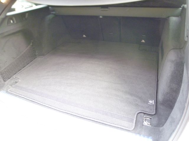 MERCEDES BENZ E CLAS 2019 Image 31