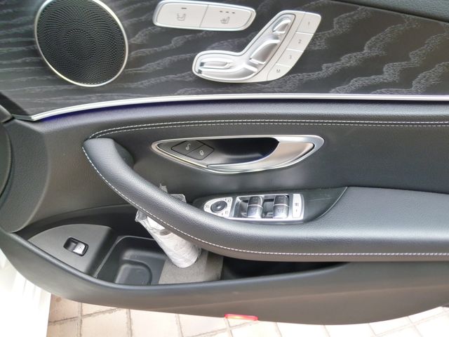 MERCEDES BENZ E CLAS 2019 Image 31