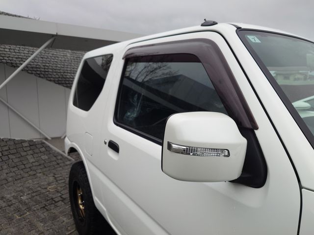 SUZUKI JIMNY 4WD 2015 Image 31