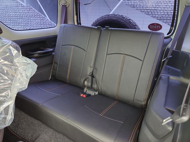 SUZUKI JIMNY 4WD 2015 Image 31