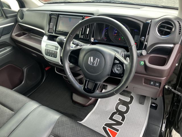 HONDA N-WGN CUSTOM 2015 Image 31