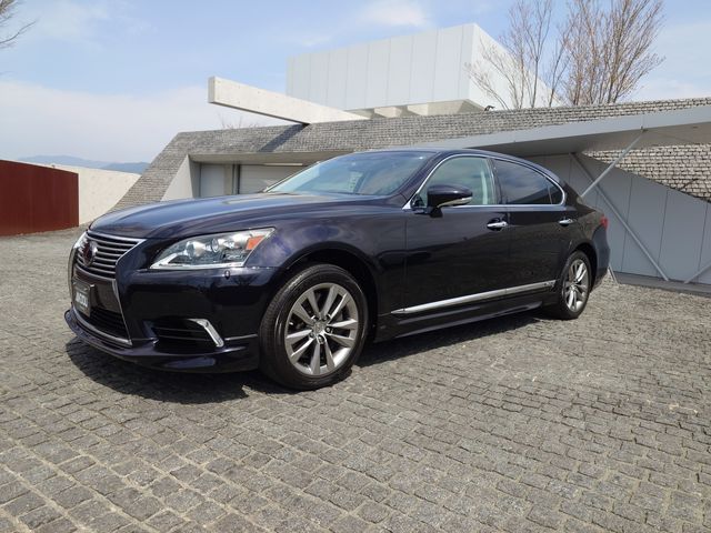 TOYOTA LEXUS LS600HL 2013 Image 31