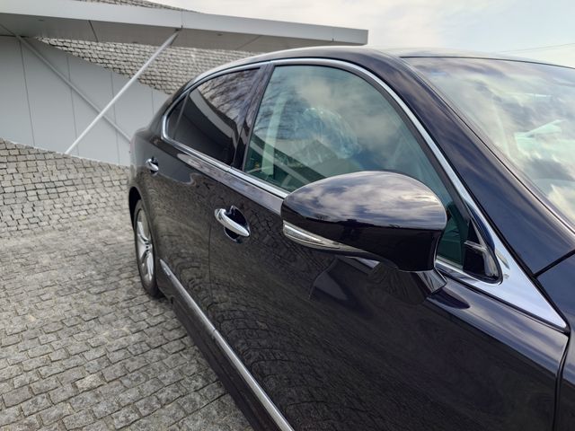 TOYOTA LEXUS LS600HL 2013 Image 31