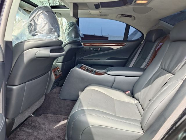 TOYOTA LEXUS LS600HL 2013 Image 31