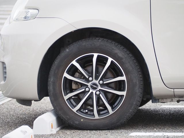 TOYOTA SIENTA 2006 Image 31