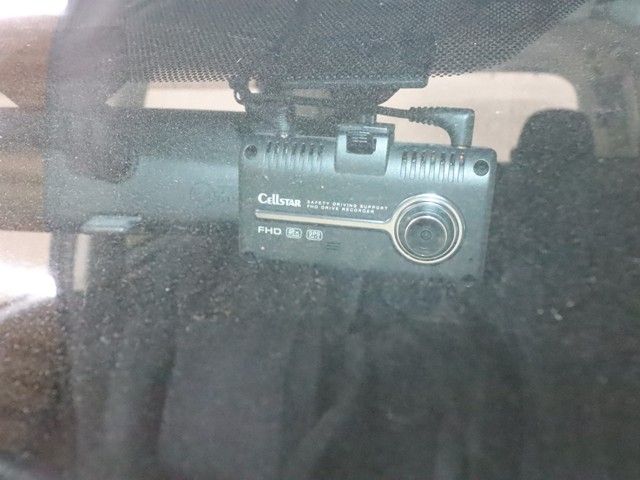 TOYOTA VOXY 2011 Image 31