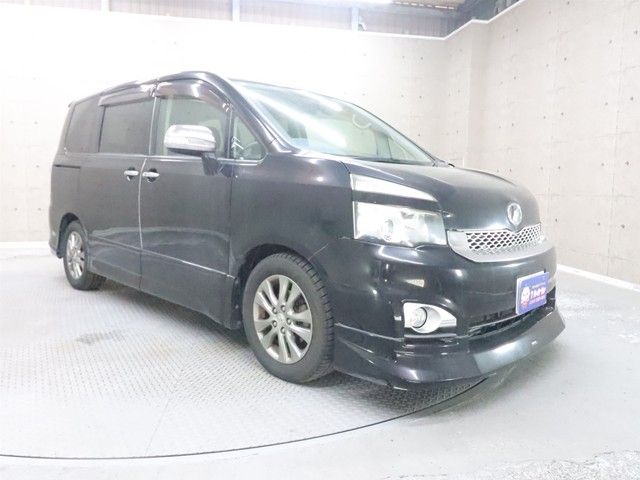 TOYOTA VOXY 2011 Image 31