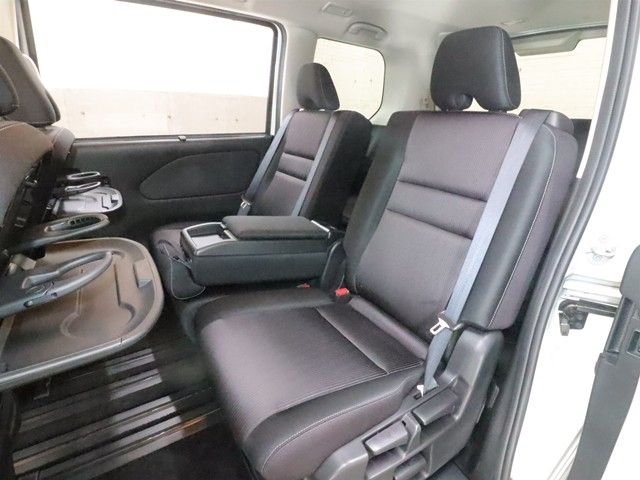 NISSAN SERENA  S-HYBRID 2017 Image 31