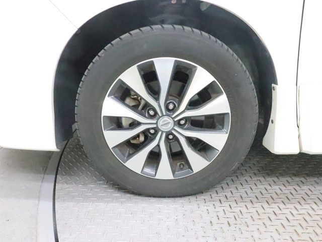 NISSAN SERENA  S-HYBRID 2017 Image 31