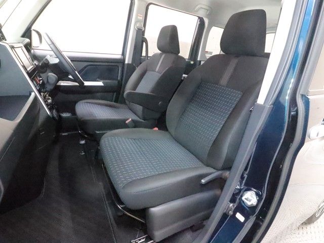 TOYOTA ROOMY 2020 Image 31