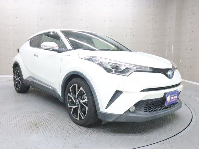 TOYOTA C-HR 2017 Image 31