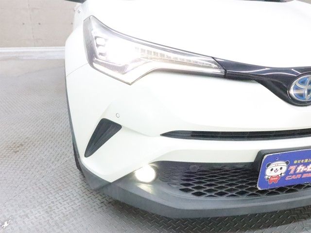 TOYOTA C-HR 2017 Image 31