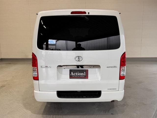 TOYOTA HIACE VAN 2WD 2017 Image 31