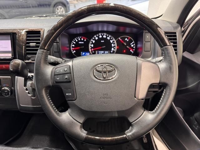 TOYOTA HIACE VAN 2WD 2017 Image 31