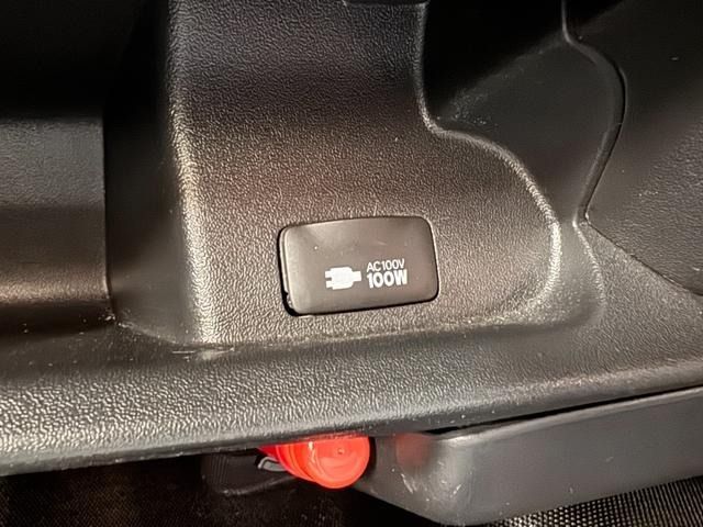 TOYOTA HIACE VAN 2WD 2017 Image 31