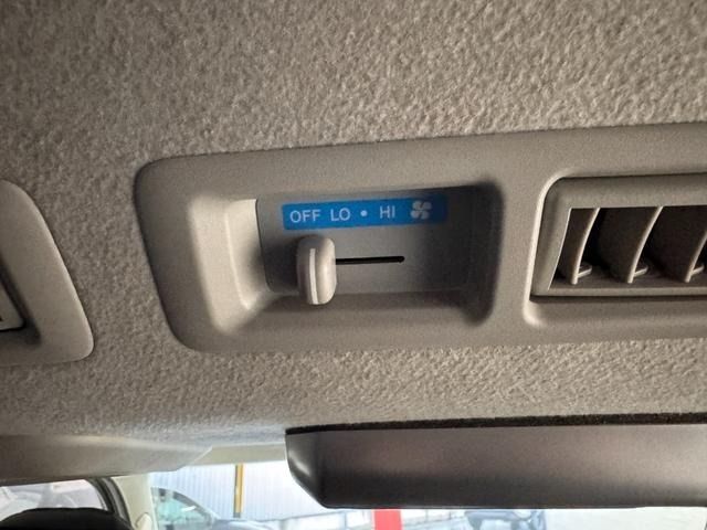 TOYOTA HIACE VAN 2WD 2017 Image 31