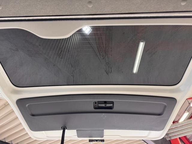 TOYOTA HIACE VAN 2WD 2017 Image 31