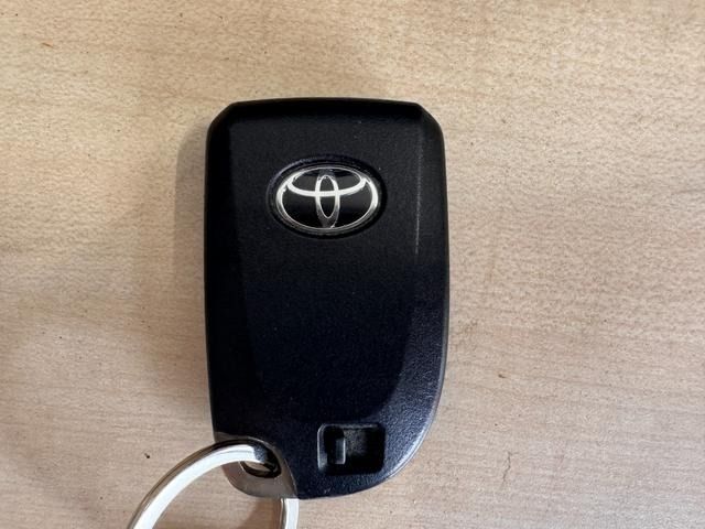 TOYOTA HIACE VAN 2WD 2017 Image 31