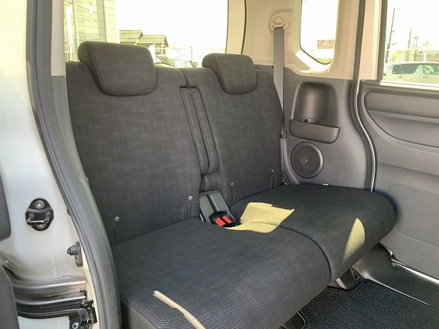 HONDA N BOX 2017 Image 31