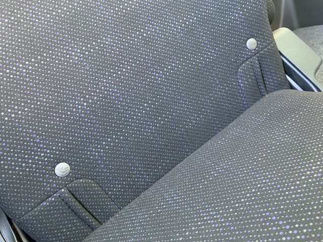 HONDA N BOX 2017 Image 31