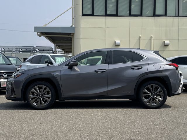 TOYOTA LEXUS UX250H 2019 Image 31