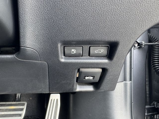 TOYOTA LEXUS UX250H 2019 Image 31