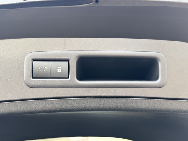 TOYOTA LEXUS UX250H 2019 Image 31