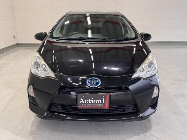 TOYOTA AQUA 2013 Image 31