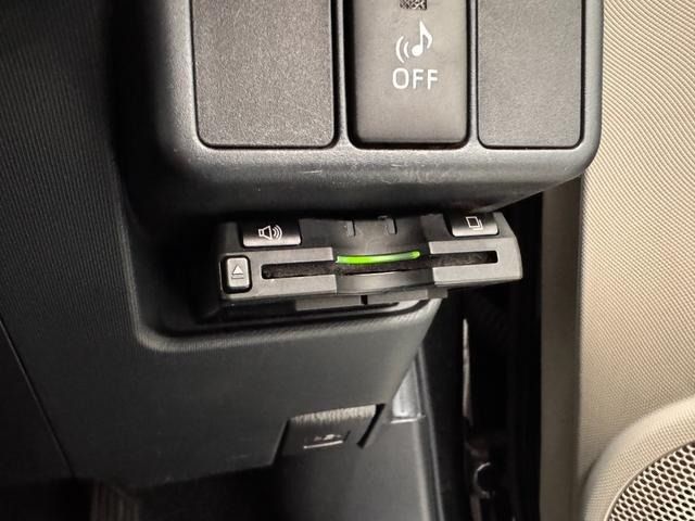 TOYOTA AQUA 2013 Image 31