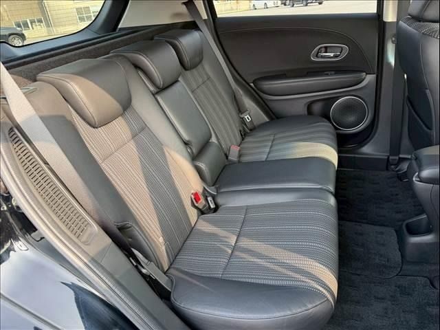 HONDA VEZEL HYBRID 2017 Image 31