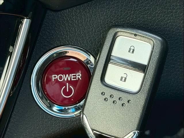 HONDA VEZEL HYBRID 2017 Image 31