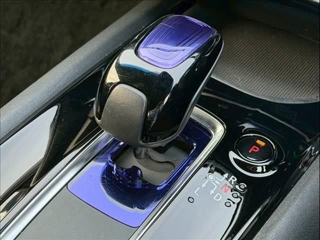 HONDA VEZEL HYBRID 2017 Image 31