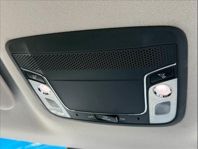 HONDA VEZEL HYBRID 2017 Image 31