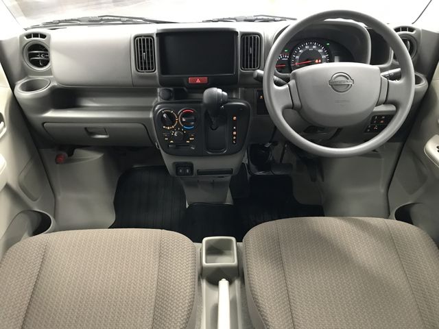 NISSAN CLIPPER VAN 4WD 2024 Image 31