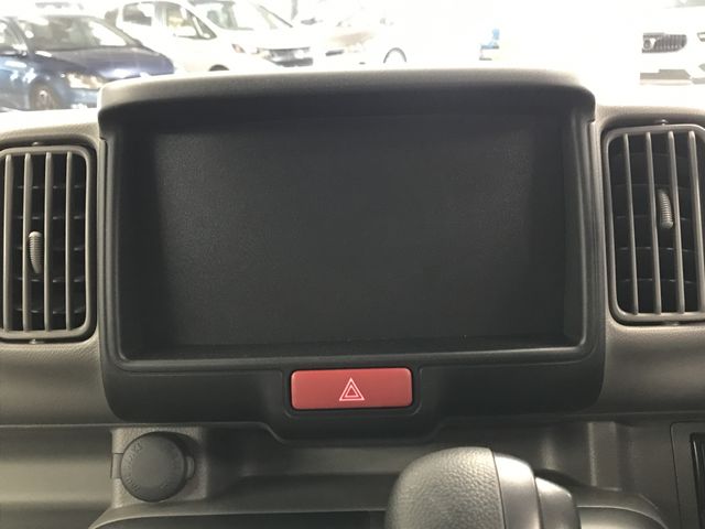 NISSAN CLIPPER VAN 4WD 2024 Image 31