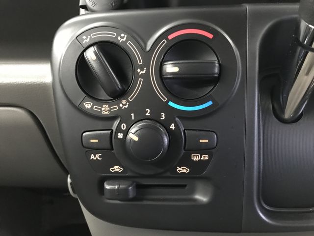 NISSAN CLIPPER VAN 4WD 2024 Image 31