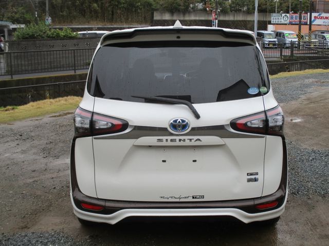 TOYOTA SIENTA HYBRID 2015 Image 31