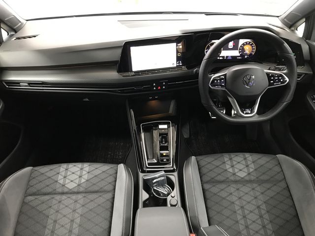 VOLKSWAGEN GOLF 2023 Image 31