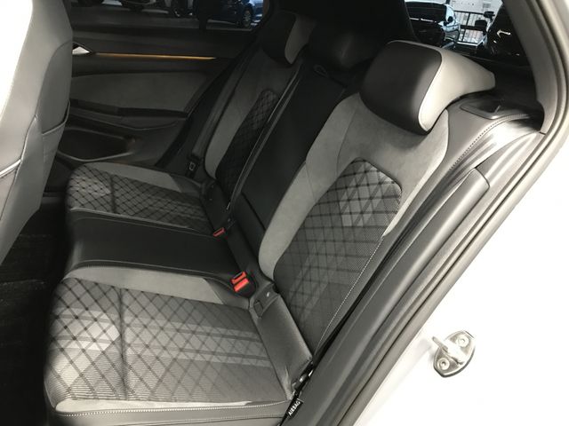 VOLKSWAGEN GOLF 2023 Image 31