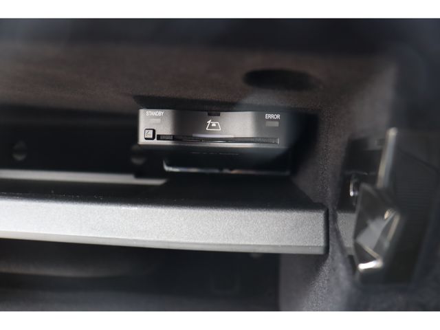 MERCEDES BENZ C CLAS 2022 Image 31