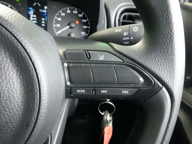 TOYOTA YARIS 2023 Image 31