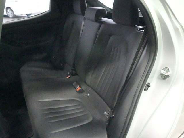 TOYOTA YARIS 2023 Image 31