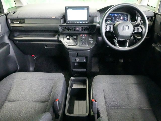 HONDA STEPWAGON E:HEV 2022 Image 31