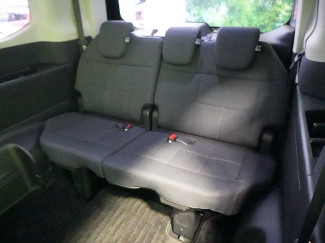 HONDA STEPWAGON E:HEV 2022 Image 31