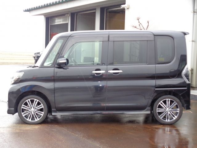 DAIHATSU TANTO CUSTOM 2017 Image 31