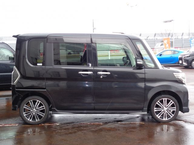 DAIHATSU TANTO CUSTOM 2017 Image 31