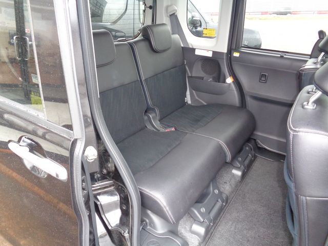 DAIHATSU TANTO CUSTOM 2017 Image 31