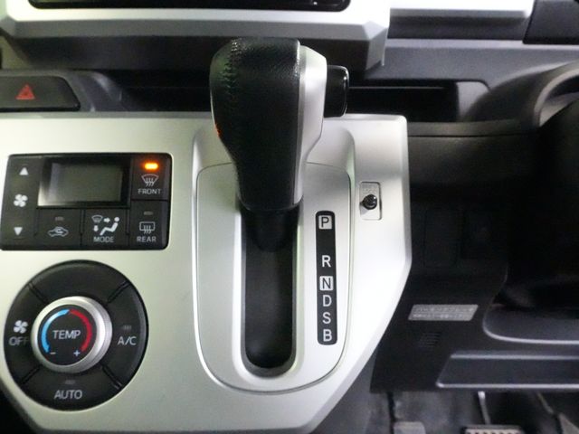 DAIHATSU WAKE 2015 Image 31