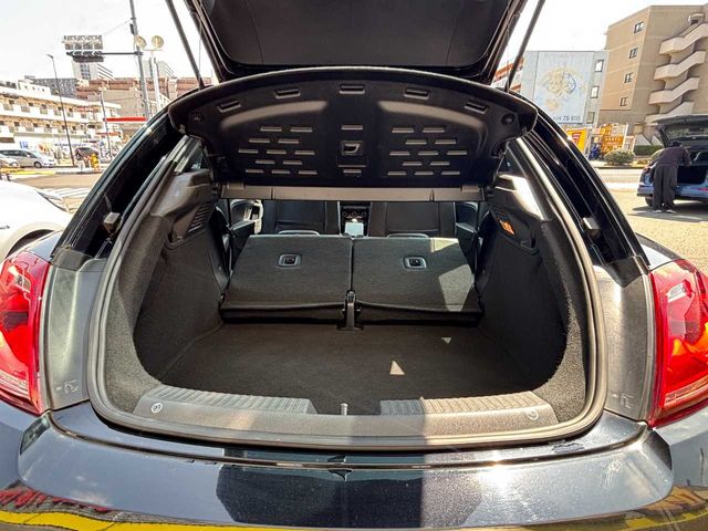 VOLKSWAGEN THE BEETL 2017 Image 31