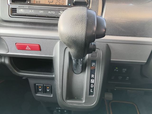 SUZUKI SPACIA GEAR 4WD 2021 Image 31